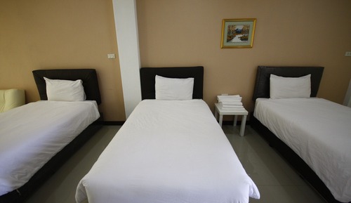 Deluxe Triple Room