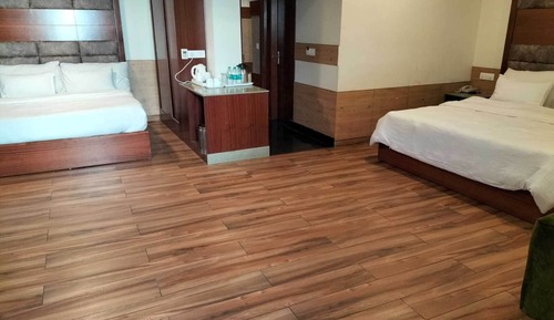 Royal Executive Suite (2 Double Beds), Garden View