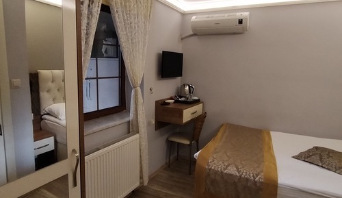 Economy Single Room