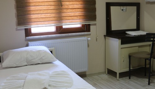 Economy Single Room