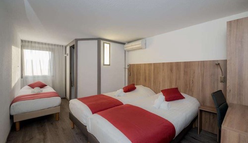 Triple Room