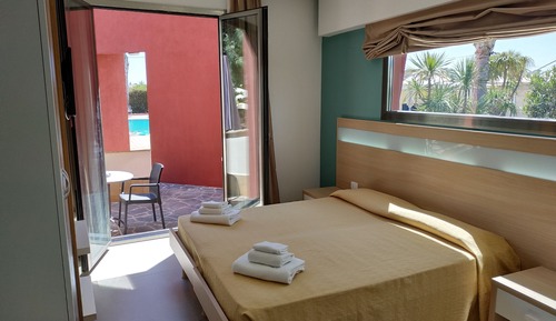 Classic Double Room, Patio