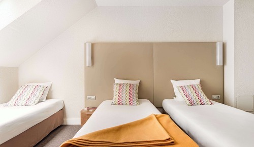 Standard Room, 3 Twin Beds