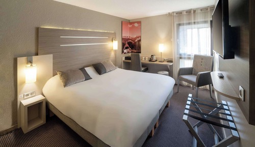 Family Room, Multiple Beds, Non Smoking (with Two Single SofaBeds)