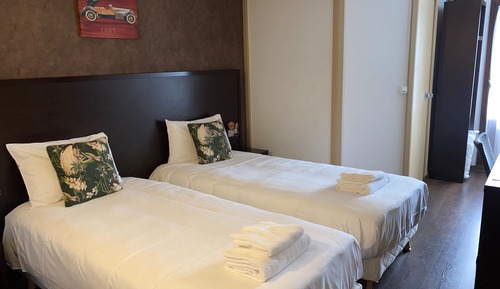 Standard Twin Room