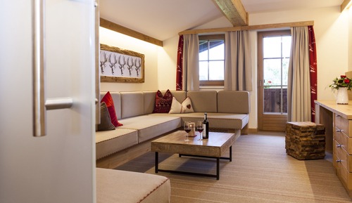 Studio, 2 Bedrooms