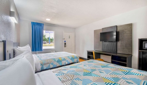 Standard Room, 2 Double Beds, Non Smoking