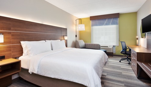 Standard Room, 1 King Bed, Accessible (Mobility, Accessible Tub)