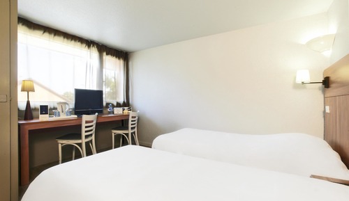 Standard Room, 2 Twin Beds, Non Smoking