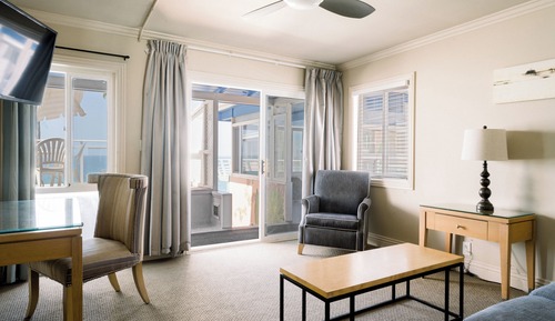 Ocean View One Bedroom Suite