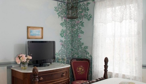 Room, Private Bathroom (Serendipity)