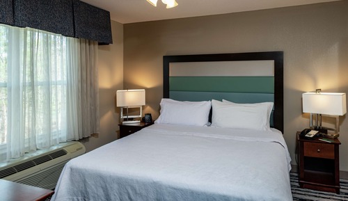 Suite, 1 King Bed, Non Smoking