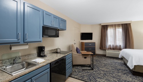 Studio Suite, 1 Queen Bed