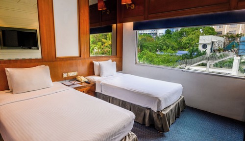 Standard Twin Room