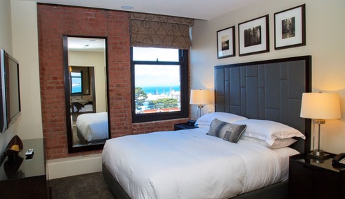 Room, 1 Bedroom, Bay View (1 King)