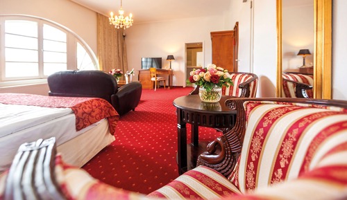 Junior Suite, 1 Queen Bed, Non Smoking