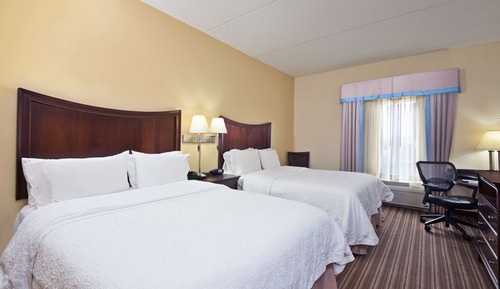 Room, 2 Queen Beds, Accessible, Non Smoking (Mobility & Hearing, Roll-in Shower)