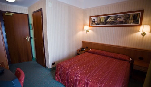 Double Room Single Use