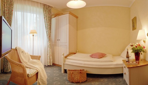 Economy Single Room