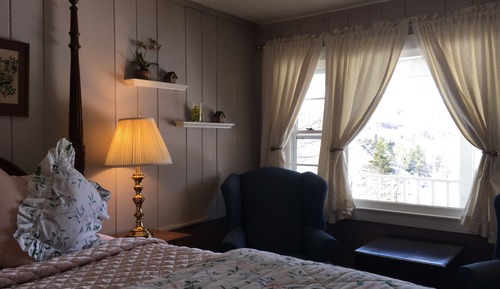 Sugar Maple Room