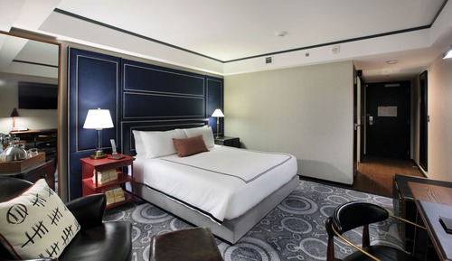 Deluxe Room, 1 King Bed