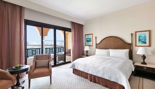 Premier Room, 1 King Bed