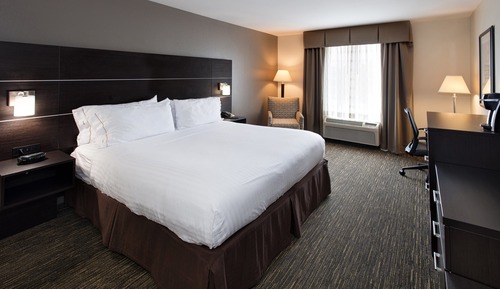 Standard Room, 1 King Bed