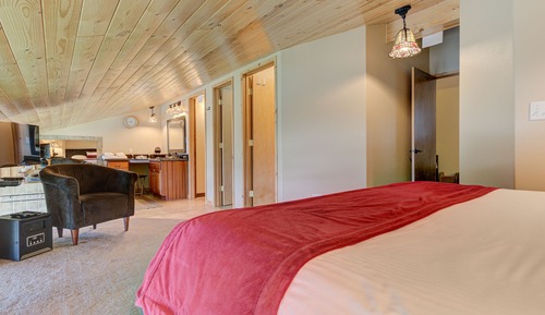 Room (The Gathering Place)