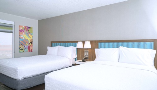 Two queen beds nonsmoking