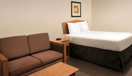 Standard Room, 1 Double Bed, Accessible, Non Smoking (Bathtub)