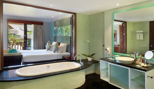 Suite, 3 Bedrooms, Terrace