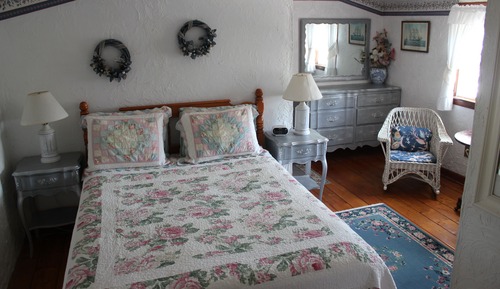 Deluxe Room, 1 Queen Bed