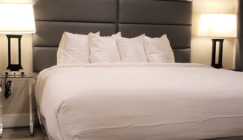 Premium Suite, 2 Bedrooms, Partial Ocean View