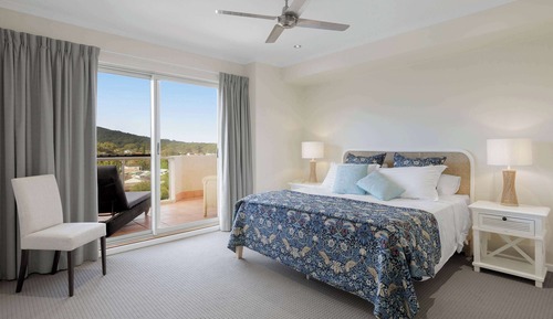 Three Bedroom Deluxe Bayview