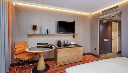 Deluxe King room (Plus)