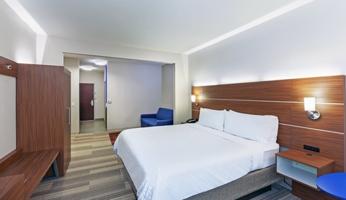 Suite, 1 King Bed