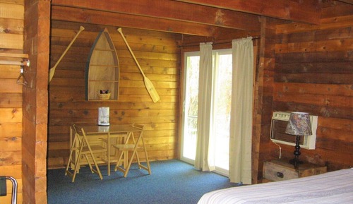 Standard Room, 1 Queen Bed, River View