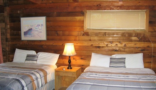 Standard Room, 2 Queen Beds, River View (Pet Friendly)