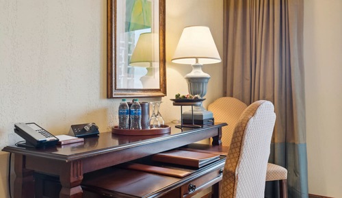 Club Suite, 1 King Bed, Kitchen, Marina View