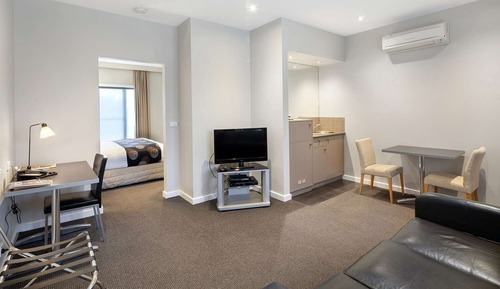 Suite, 1 King Bed, Jetted Tub