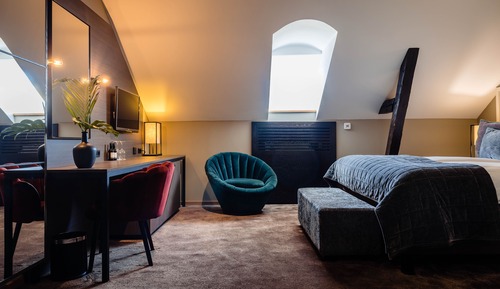 Twin Room (Main Building, Spa not included)