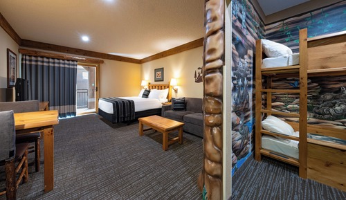 Wolf Den Suite