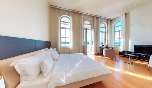 Presidential Suite