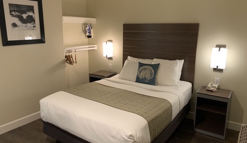 Deluxe Room, 1 Queen Bed, Accessible
