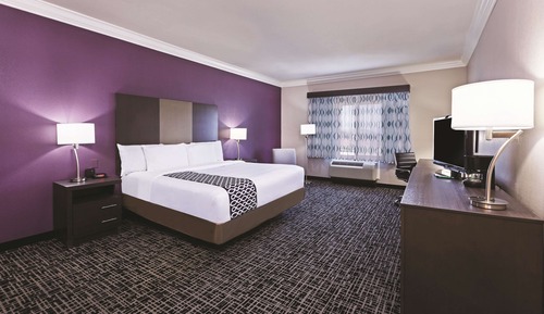 Room, 1 King Bed, Accessible, Non Smoking (Mobility,Hearing,Tub w/Grab Bars)