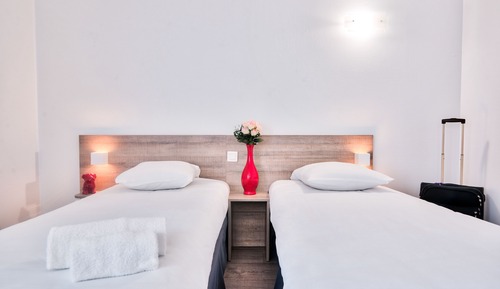 Standard Room, Multiple Beds, Non Smoking