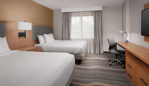 Standard Suite, 2 Queen Beds