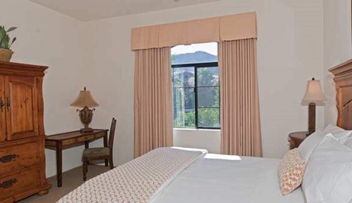 1-Bedroom Casita, Full Kitchen, Living Room