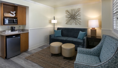 Superior Suite, Multiple Beds, Pool View (Pool View Suites, Two Queens)
