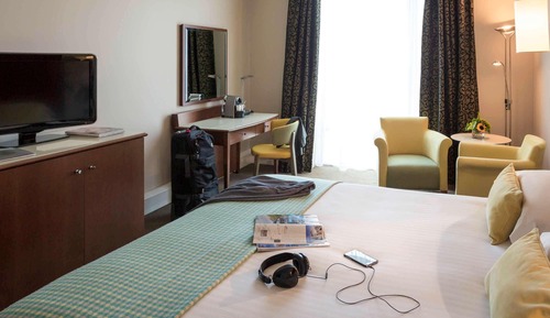 Junior Suite, 1 King Bed, Non Smoking